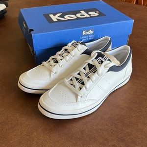 NWT Keds Rebel Leatherette White size 9 in box